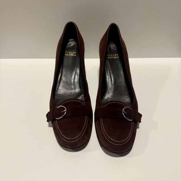 Stuart Weitzman Women's Brown Suede Buckle Heel Pumps in size 9N - Picture 3 of 6